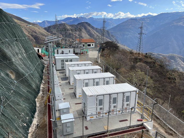 Bess: Sistemas de Almacenamiento para Energía en la Industria Peruana (Poderosa 2)